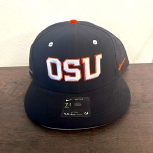 Nike Dri-Fit Oregon State University Cap, Size 7 3/4